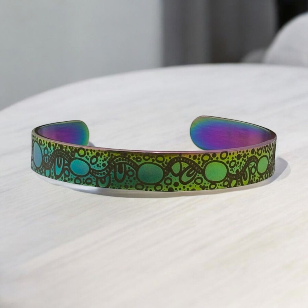 NEW Rainbow In The Stars Bangle